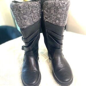 Rachel Black Winter Boots size 2M